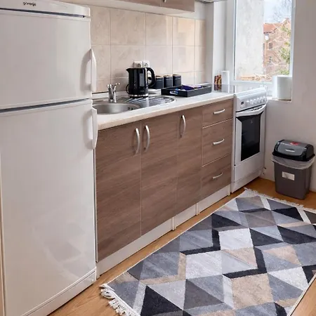 Park - Center - Free Parking Apartament